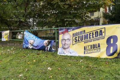 Gdynia Karwiny. Plakaty wyborcze. 13.10.2019 Fot....