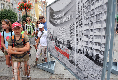 Wystawa Zmiana Toru przygotowana przez Europejskie...