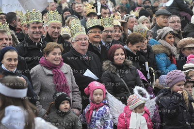 Orszak Trzech Kroli w Zukowie na Kaszubach. 6.01.2013...