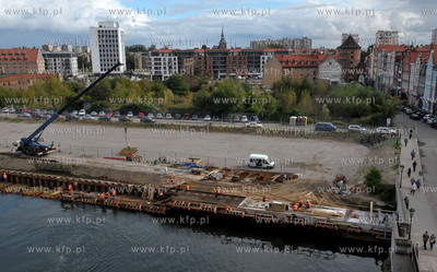 Gdansk. Przebudowa szlaku wodnego na Motlawie. Przedsiewziecie...