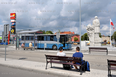 Kościerzyna. Galeria Handlowa Wybickiego na ul. Wojska...