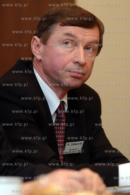 Obrady Forum Okretowego , organizacji zrzeszajacej...