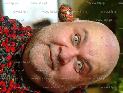 Rudi Schuberth i jego wlasnorecznie wymalowane wielkanocne...