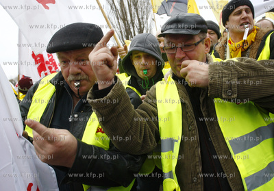 Gdansk. Demonstracja Zwiazkow Zawodowych z Grupy Energa....
