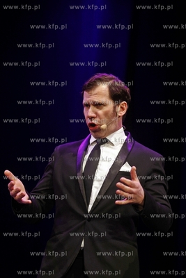 Gdansk. Scena Kontakt. Wystep Kabaretu Hrabi. Nz Tomasz...