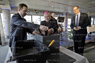 Uroczystosc wmurowania kamienia wegielnego pod budowe...