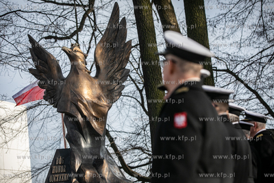 Sopot. Uroczyste obchody 80. rocznicy powołania Armii...