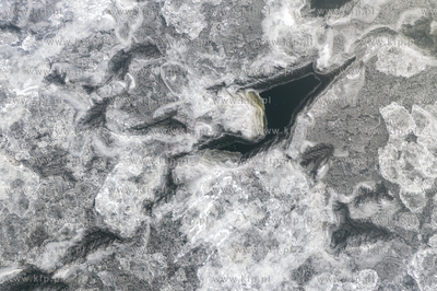 Skuta lodem Wisła w Mikoszewie. 20.01.2026 fot. Paweł...