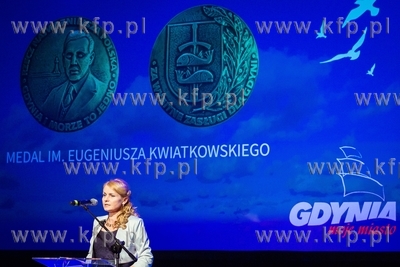 Gdynia,Teatr Miejski. Uroczysta sesja Rady Miasta Gdyni....