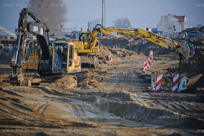 Gdansk. Budowa wezla drogowego Karczemki i trasy WZ....