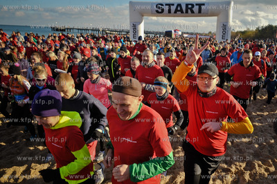 Gdansk. Plaza w Brzeznie. Gdansk Biega 2012.
04.11.2012
fot....