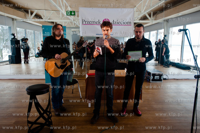 Sopot. Zatoka Sztuki. Charytatywne spotkanie z Piotrem...