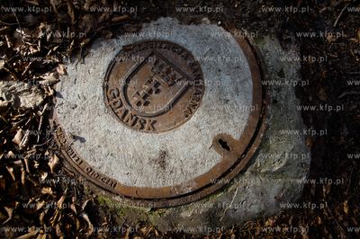 Gdansk. Oliwa, Trojmiejski Park Krajobrazowy. Sciezka...