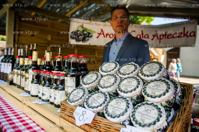 Gdansk. Oliwa. Plac przed Katedra Oliwska.X edycja...