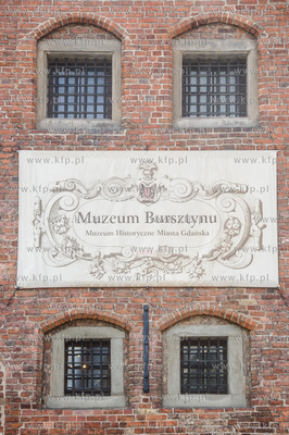 Gdansk. 10 lecie Muzeum Bursztynu i Swiatowej Rady...