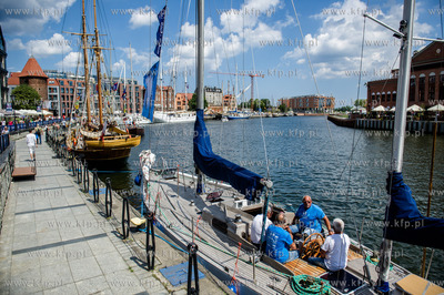 Gdańsk. Rybackie Pobrzeze. Zlot zaglowcow Baltic Sail...