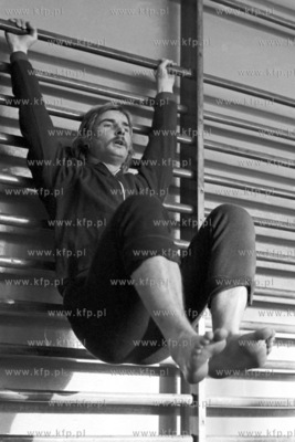 Trening piłkarzy Arki Gdynia w hali sportowej WSWF...