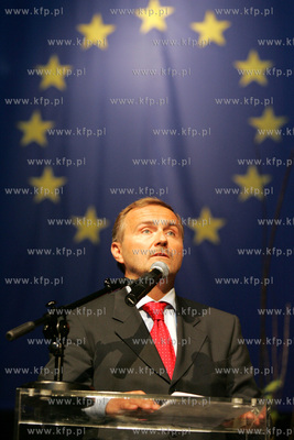 Teatr muzyczny w Gdyni. Uroczysta Sesja Rady Miasta...