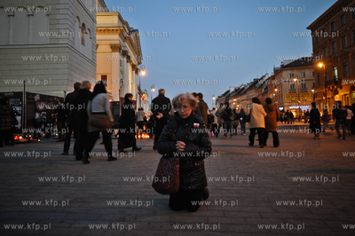 Pozegnanie pary Prezydenckiej na Krakowskim Przedmiesciu...
