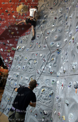 Wspinaczkowe igrzyska dla dzieci i mlodziezy zorganizowane...