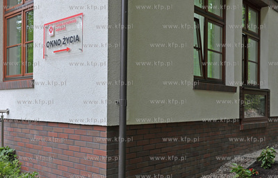 Uroczyste otywarcie Okna Zycia w budynku Domu Hospicyjnego...