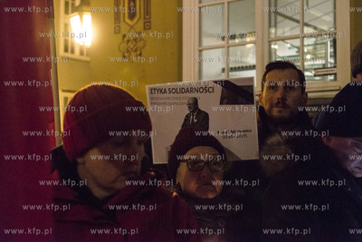 Gdańsk. Długi Targ. Wiec Przeciwko Nienawiści i...