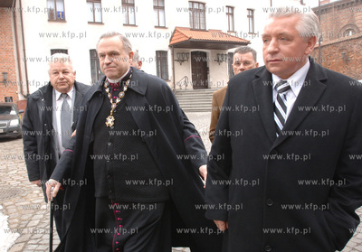 Przewodniczacy Samoobrony Andrzej Lepper odwiedzil...