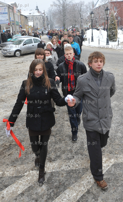 Za 100 dni matura ! Kilkuset maturzystow z powiatu...