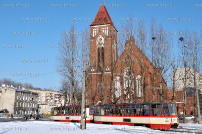 Petla tramwajowa na Siedacach przy kosciele pw. sw....