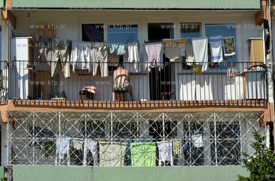 Gdansk Przymorze. Falowiec na al. Rzeczypospolitej...