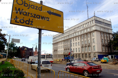 Gdansk. Przebudowa i remont ul. Waly Jagiellonskie...