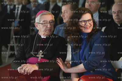 Poświęcenie i wmurowanie kamienia węgielnego pod...