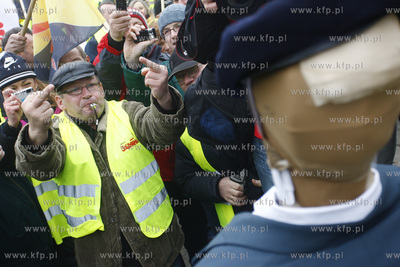 Gdansk. Demonstracja Zwiazkow Zawodowych z Grupy Energa....