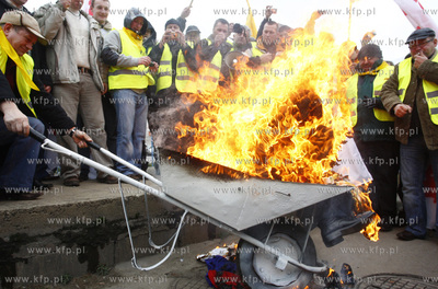 Gdansk. Demonstracja Zwiazkow Zawodowych z Grupy Energa....