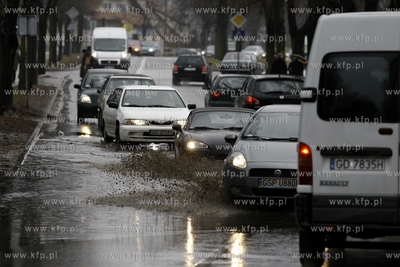 Gdańsk Żabianka. Niedrożna studzienka przyczyną...