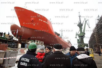 Stocznia Gdansk. Wodowanie statku Syn Antares.
18.12.2012
fot....