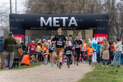 Charytatywny bieg Goń Zajączka. Wydarzenie to ma...