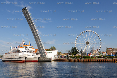 Gdańsk. Turyści nad Motławą. 13.08.2025 / fot....