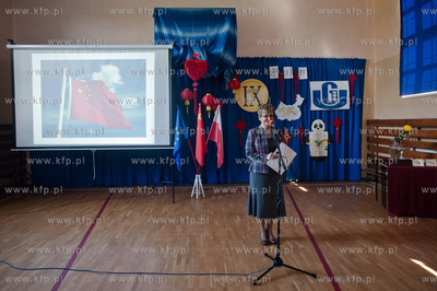 Gdansk. IX Liceum Ogolnoksztalcace. Inauguracja wspolpracy...