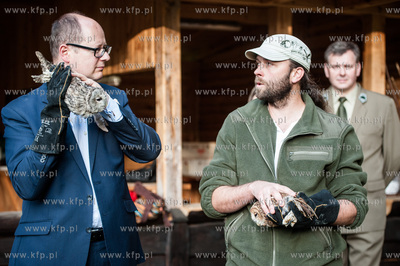 Gdansk. Oliwa. Lesniczowka Wroblowka. Wypuszczenie...