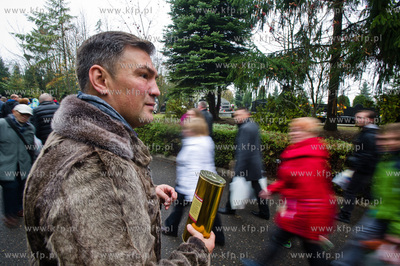 Gdansk. Cmentarz Lostowicki. Swieto Zmatlych. Dariusz...