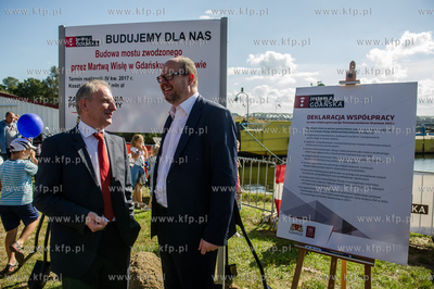 Gdańsk. Wyspa Sobieszewska. Uroczystość wbicia pierwszej...