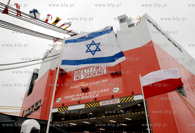 Chrzest samochodowca ro-ro Tarifa zbudowanego przez...