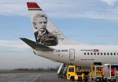 Gdansk, Rebiechowo. Nz. Boeing 737-8FZ linii Norwegian...