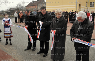 W Pelplinie przy ZSP nr2 otwarto kompleks boisk w ramach...