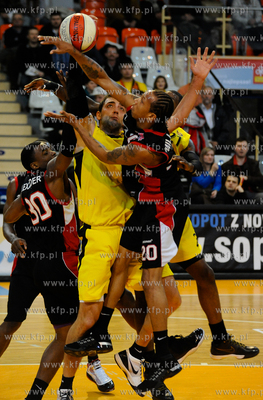 Sopot. Hala 100-lecia. Polska Liga Koszykowki. Mecz...