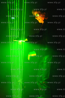 Jean Michel Jarre - koncert w hali Ergo Arena na granicy...