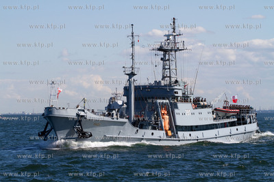 Parada z okazji obchodow Dni Morza i swieta Marynarki...