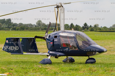 Festyn lotniczy z okazji 100-lecia lotnictwa w Elblagu....