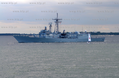 Fregata rakietowa typu Olivier Hazard Perry  ORP Gen....